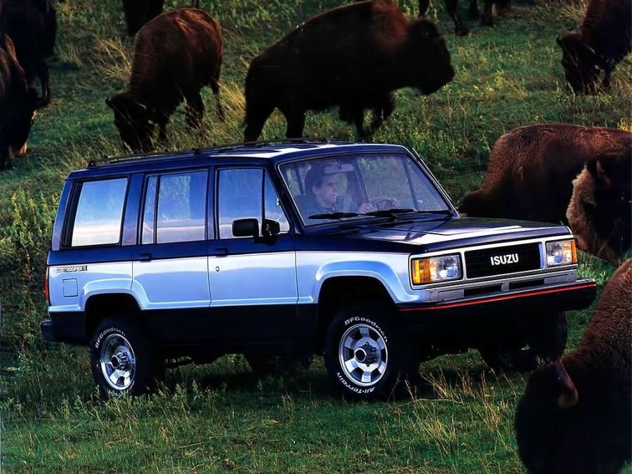  Isuzu Trooper 1986 года  (фото 3 из 8)